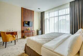 Гостиница Viewpoint Hotel Москва Люкс с видом на реку-2